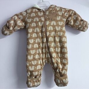 Wonder Nation Baby Bunting, Size 6-9 Months, Tan/Cream, Rainbow Theme